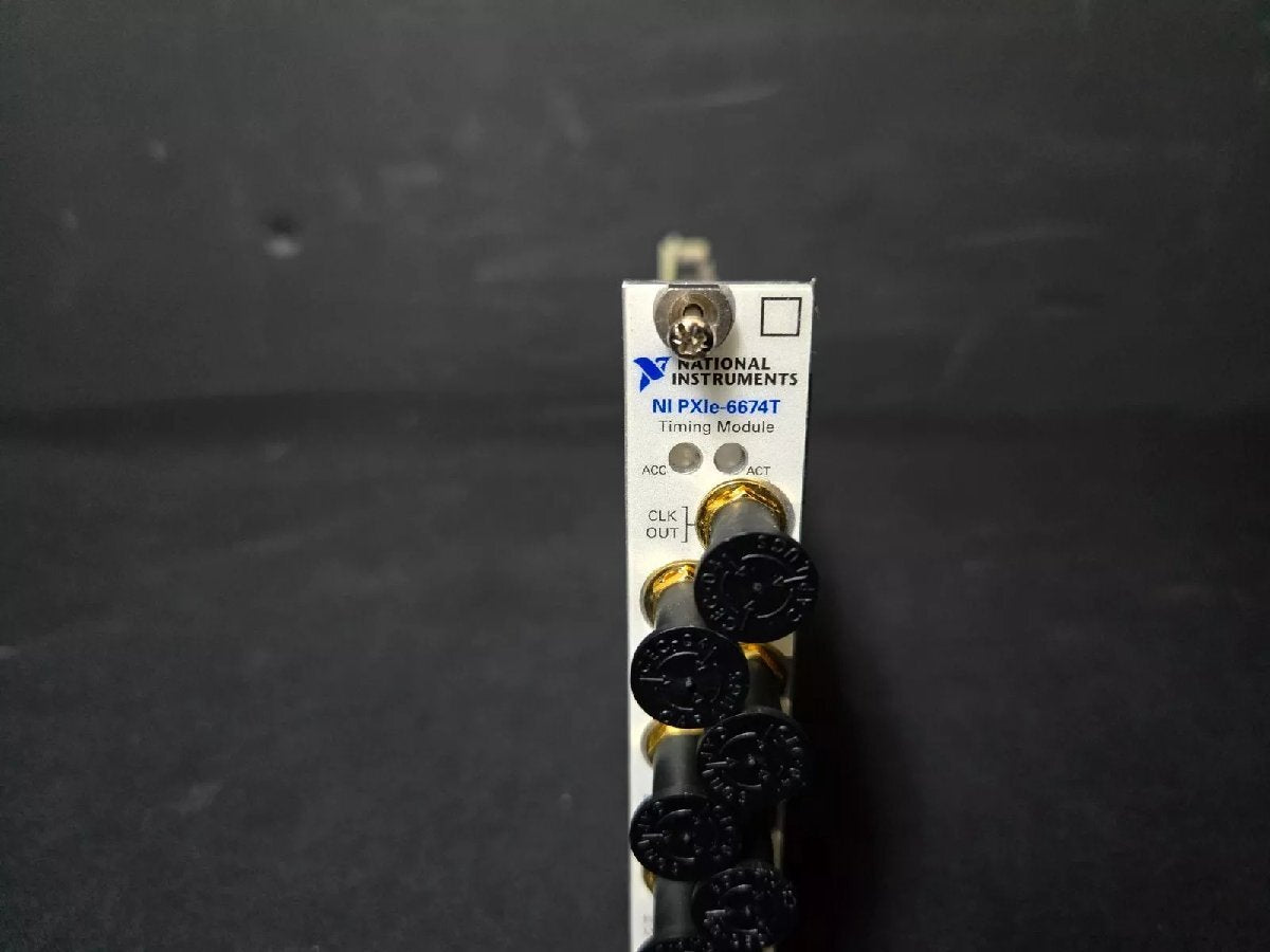 National Instruments PXIe-6674T Timing Module [j1177513489]