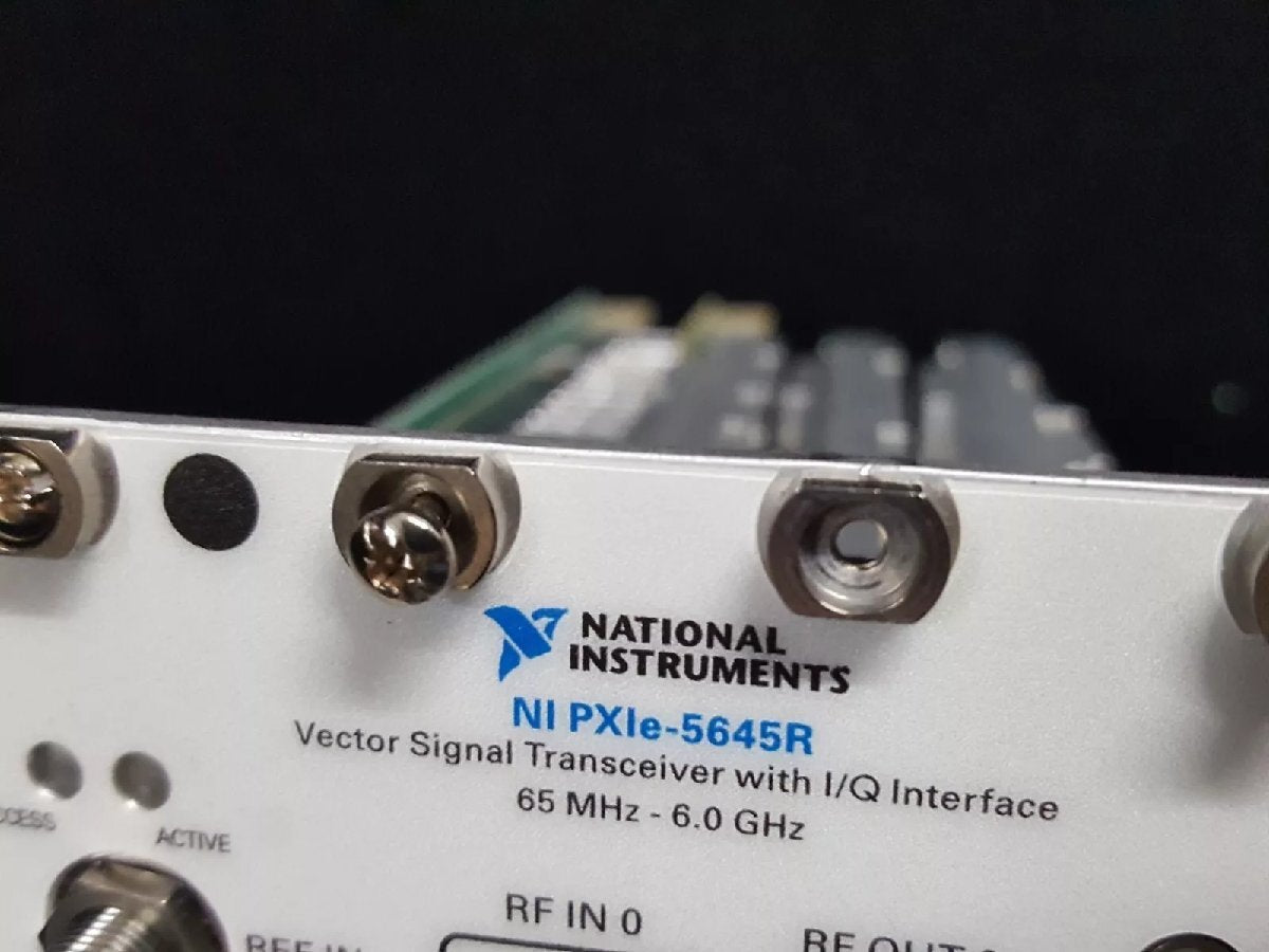National Instruments PXIe-5645R Vector Signal Transceiver 65MHz-6GHz [q1177522388]