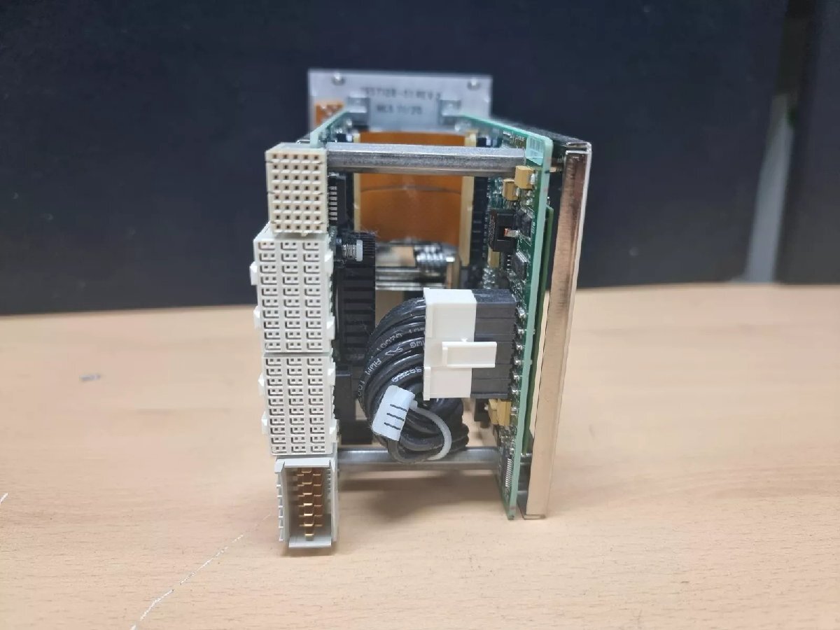 National Instruments PXIe-8106 PXI Embedded Controller [l1177645114]