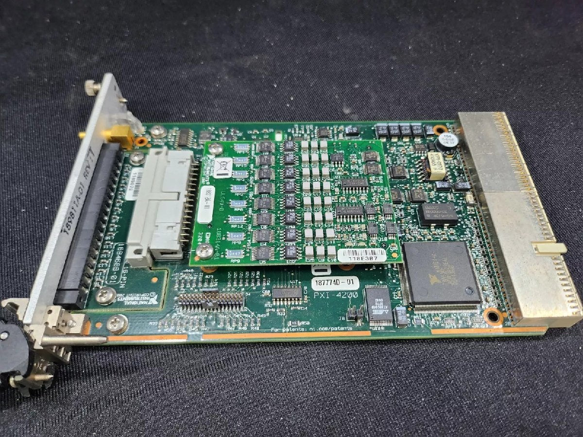 National Instruments PXI-4204 8-Channel 100V Input Module [w1177649601]