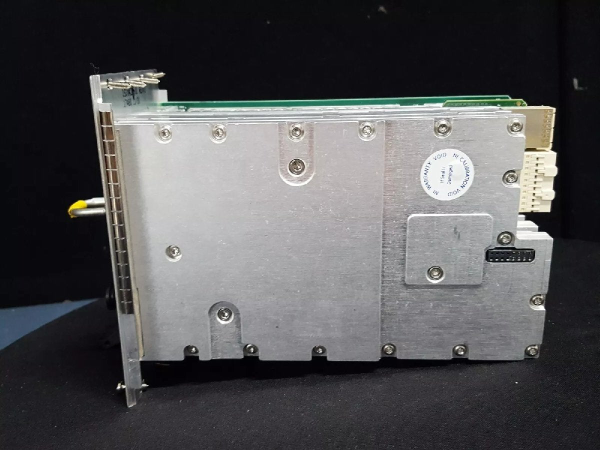 National Instruments PXIe-5645R Vector Signal Transceiver 65MHz-6GHz (as-is) [1177636576]