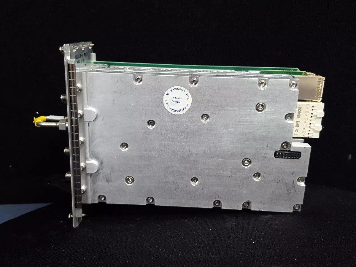 National Instruments PXIe-5644R Vector Signal Transceiver 65MHz-6GHz (as-is) [1177642466]