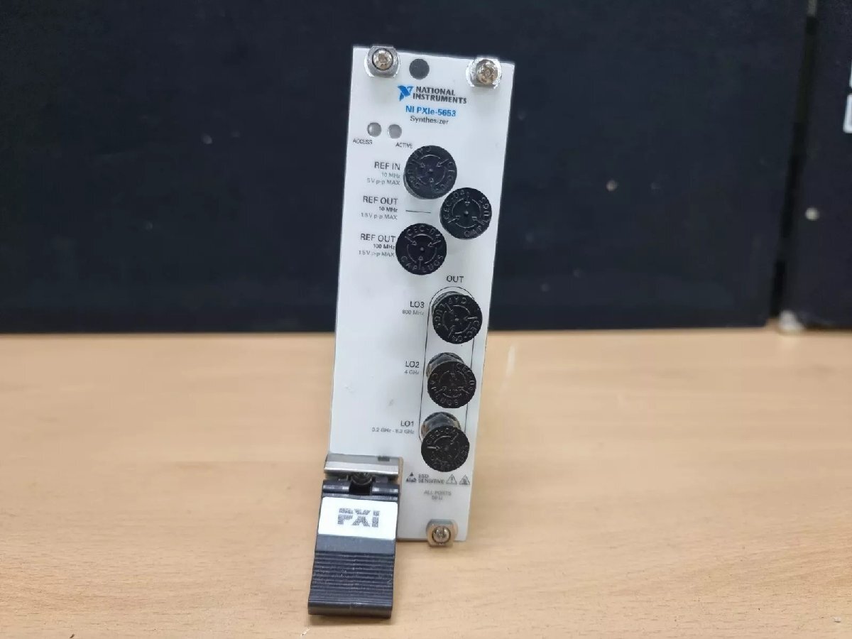 NI PXIe-5653 Synthesizer [t1177652950]
