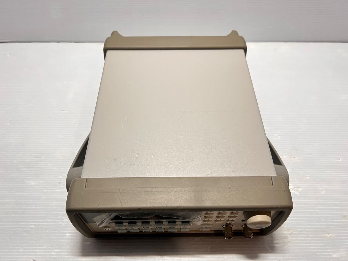 Agilent 33220A Arbitrary Waveform Generator 20MHz [c1178353522]