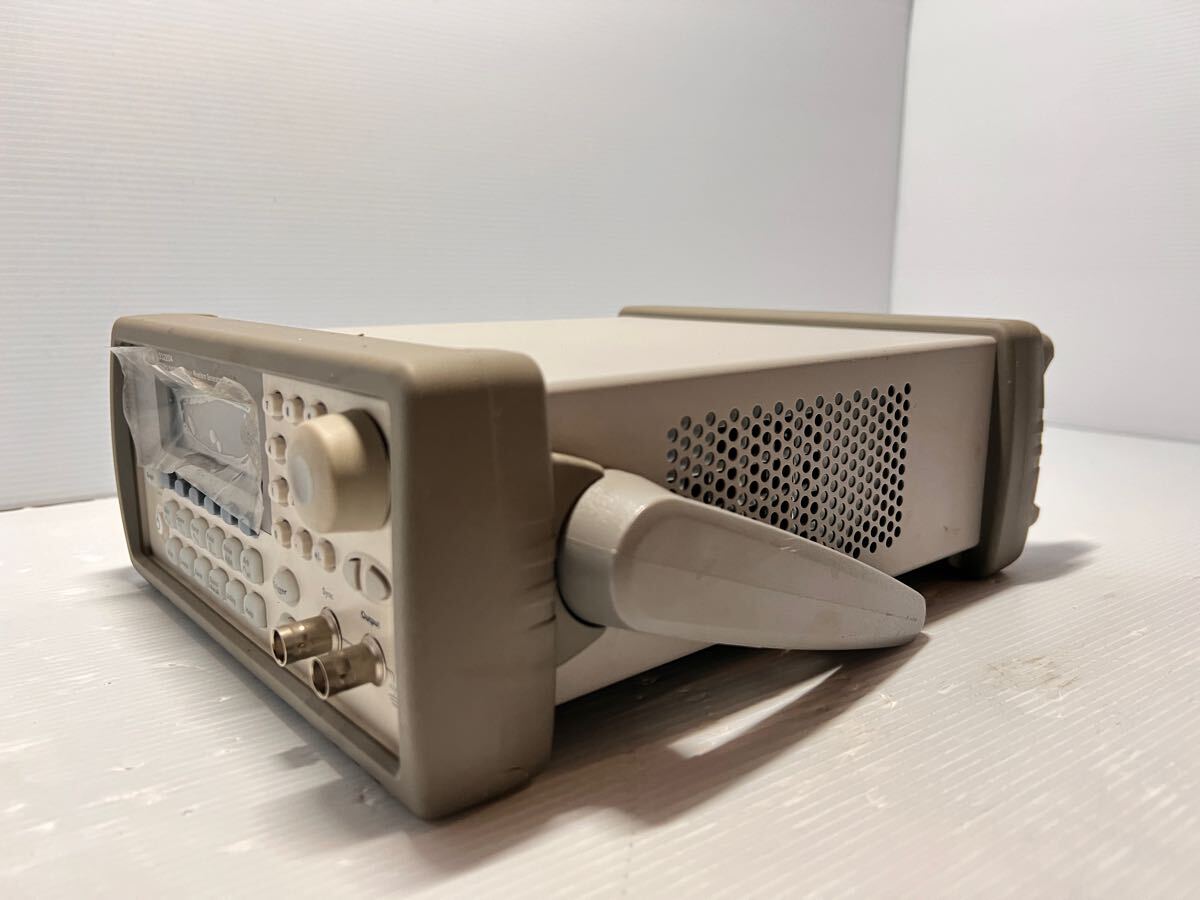 Agilent 33220A Arbitrary Waveform Generator 20MHz [c1178353522]