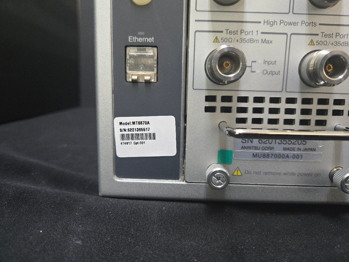 Anritsu MT8870A Universal Wireless Test Set with 4x MU887000A [w1179685329]
