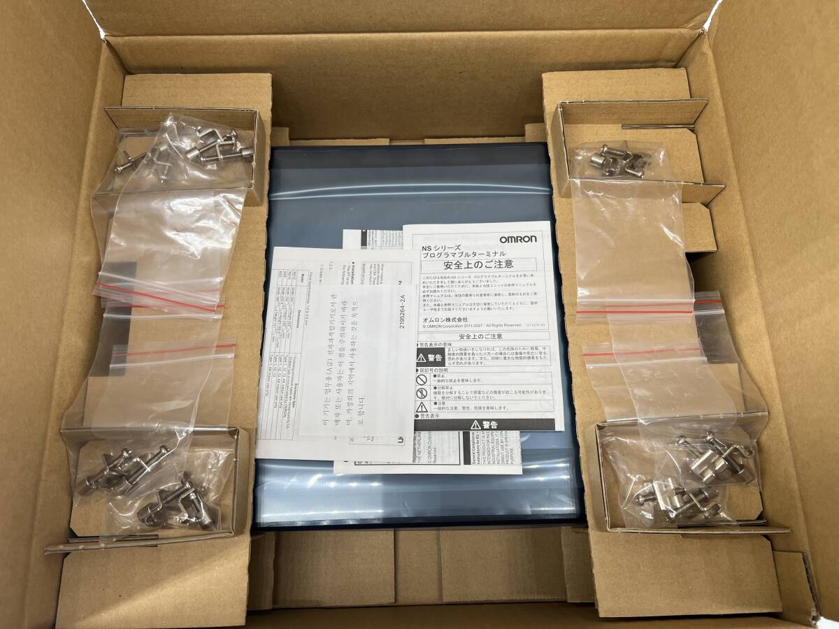 OMRON NS10-TV00B-V2 HMI Touchscreen [c1180404281]