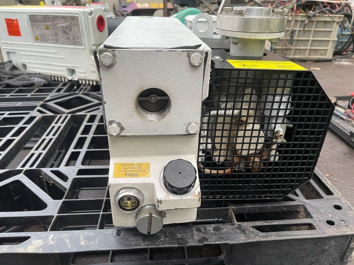 Leybold J-DA90LB-C Dry Vacuum Pump [t1180940530]