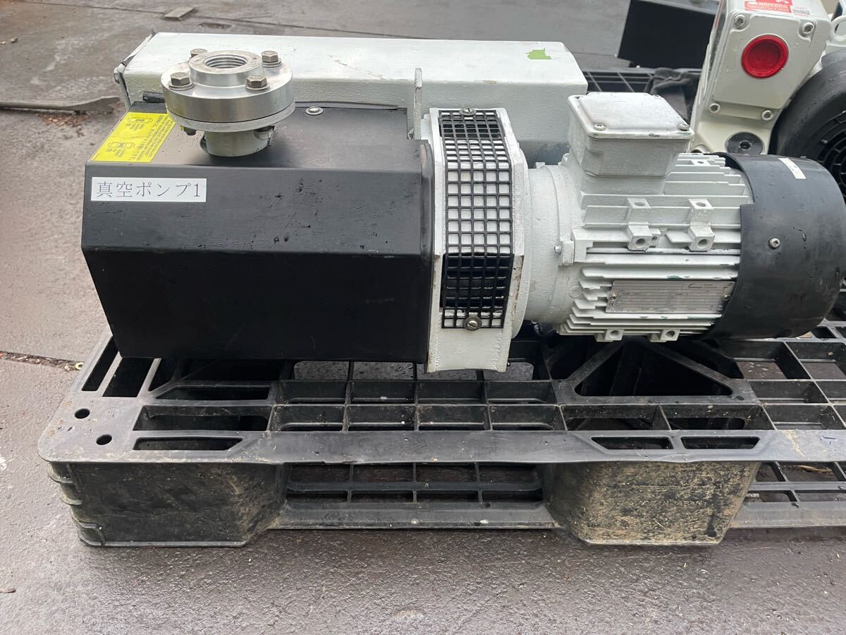 Leybold J-DA90LB-C Dry Vacuum Pump [t1180940530]