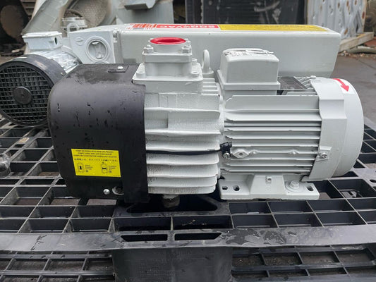 LEYBOLD SOGEVAC SV65B Rotary Pump LEROY SOMER LS90L IP 55 IK08 [q1180954910]
