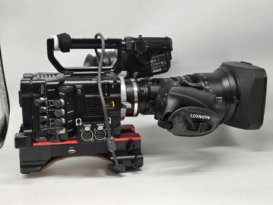 Sony PMW-F55 CineAlta 4K Camcorder with Fujinon 19-90mm T2.9 Cinema Lens [l1181635685]