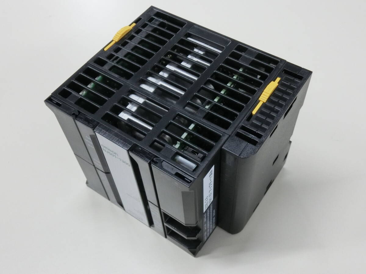 OMRON NJ501-1300 PLC Unit [b1181763590]