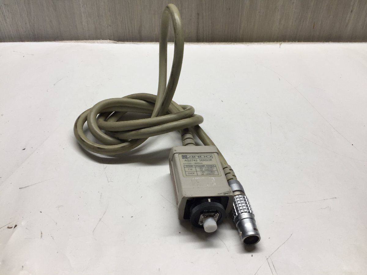 Yokogawa AQ2743+ Optical Sensor with FC Connector Adapter AQ9335C(FC) 750-1800nm -80 to +10dBm [n1181997724]
