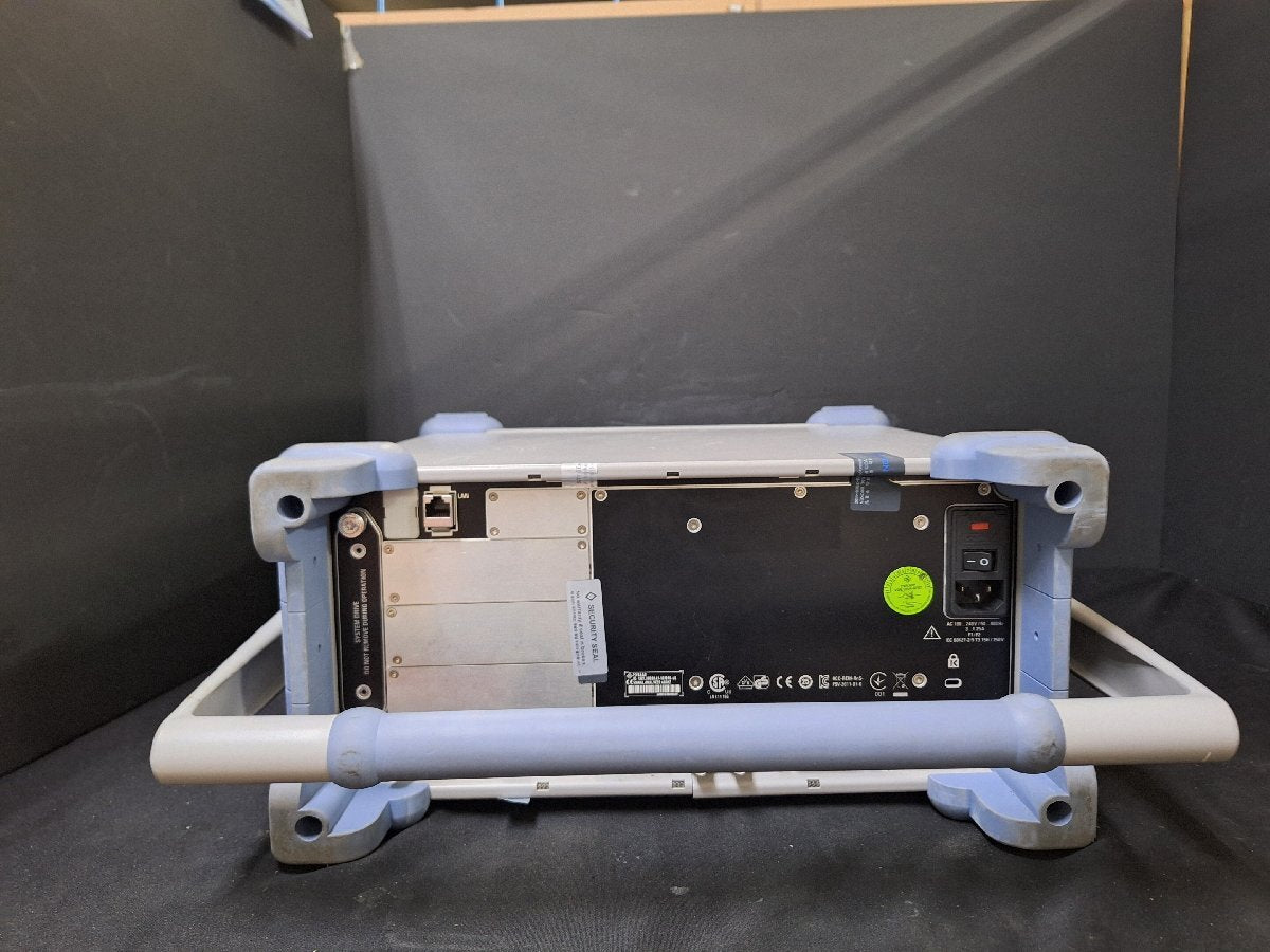 R&S FSVA40 40GHz Signal Spectrum Analyzer Opt B4 B11 B21 B24 B25 B29 B160 K144 [d1184174048]