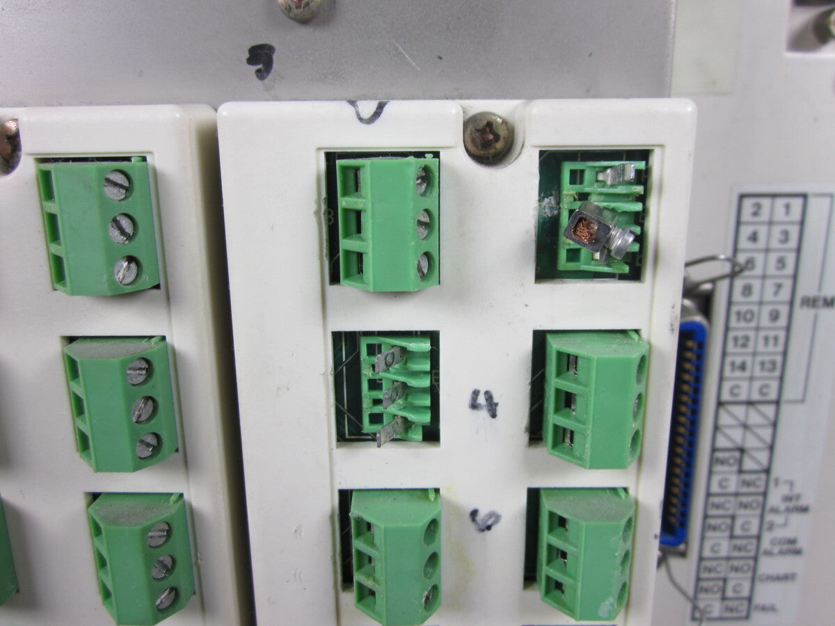 Yokogawa Hybrid Recorder 376032-02 HR2300 Recorder [w1184664618]