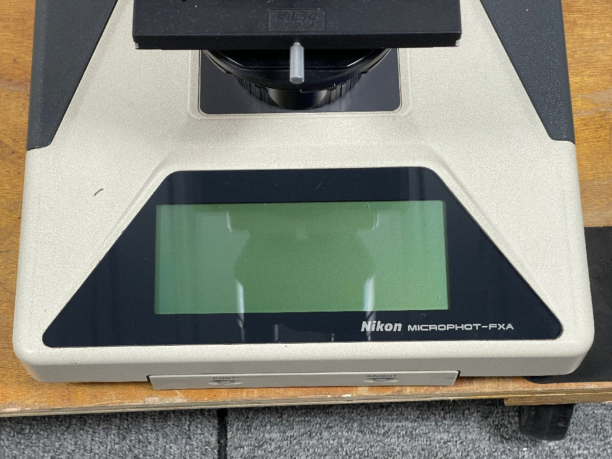 Nikon Microphot-FXA Optical Microscope with 6 PlanApo Objective Lenses [o1184789738]