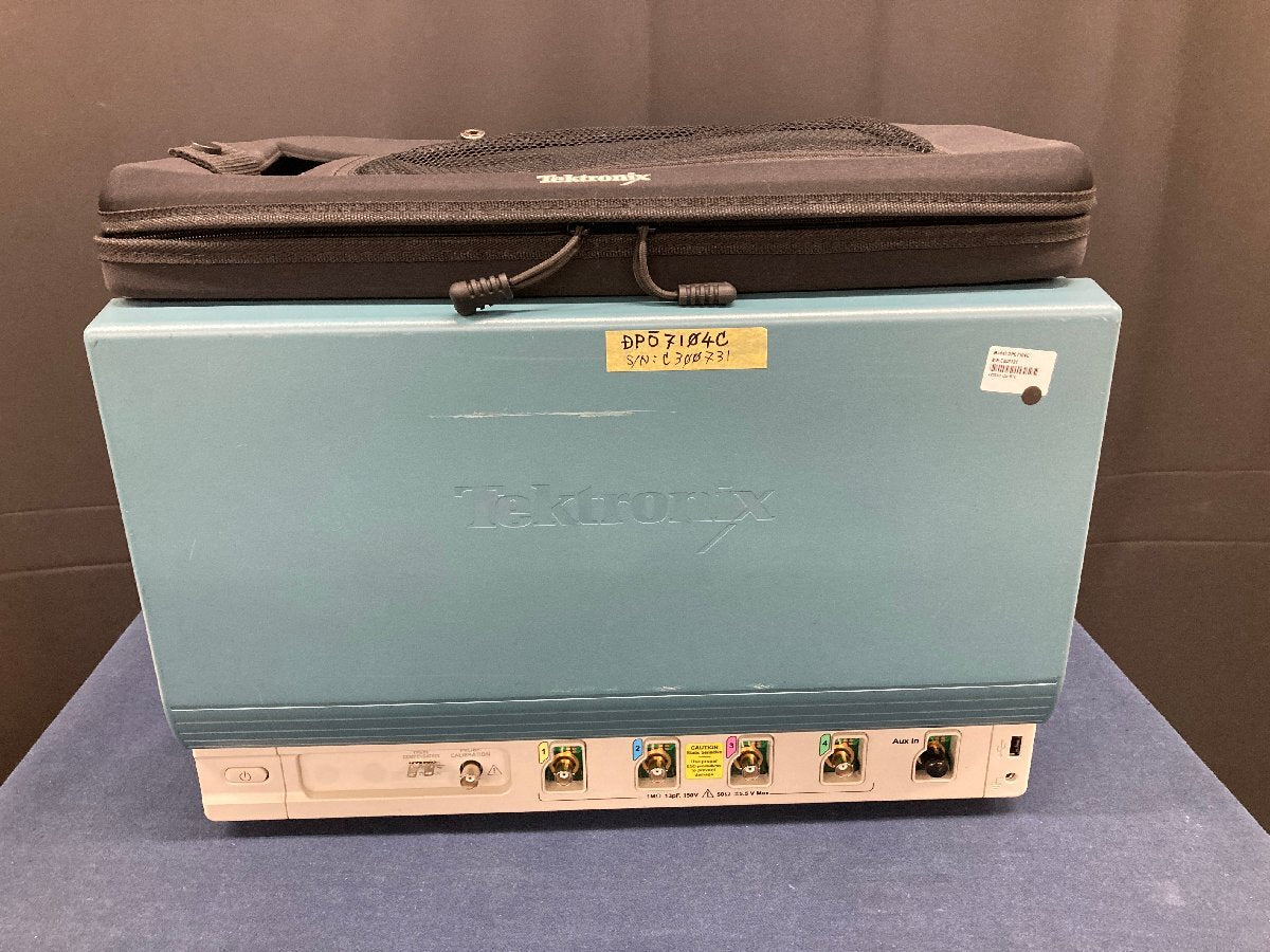 Tektronix DPO7104C Digital Phosphor Oscilloscope 1GHz 4ch (for parts or not working) [b1184793729]