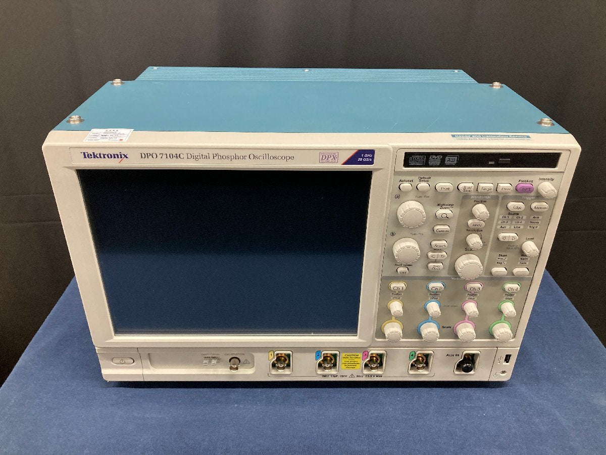 Tektronix DPO7104C Digital Phosphor Oscilloscope 1GHz 4ch (for parts or not working) [b1184793729]