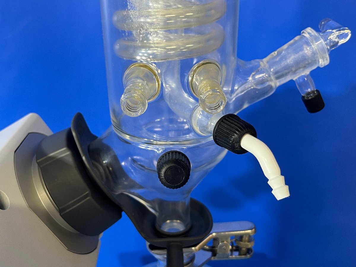 Buchi R-300 Rotary Evaporator with Heating Bath B-300 [r1184820009]