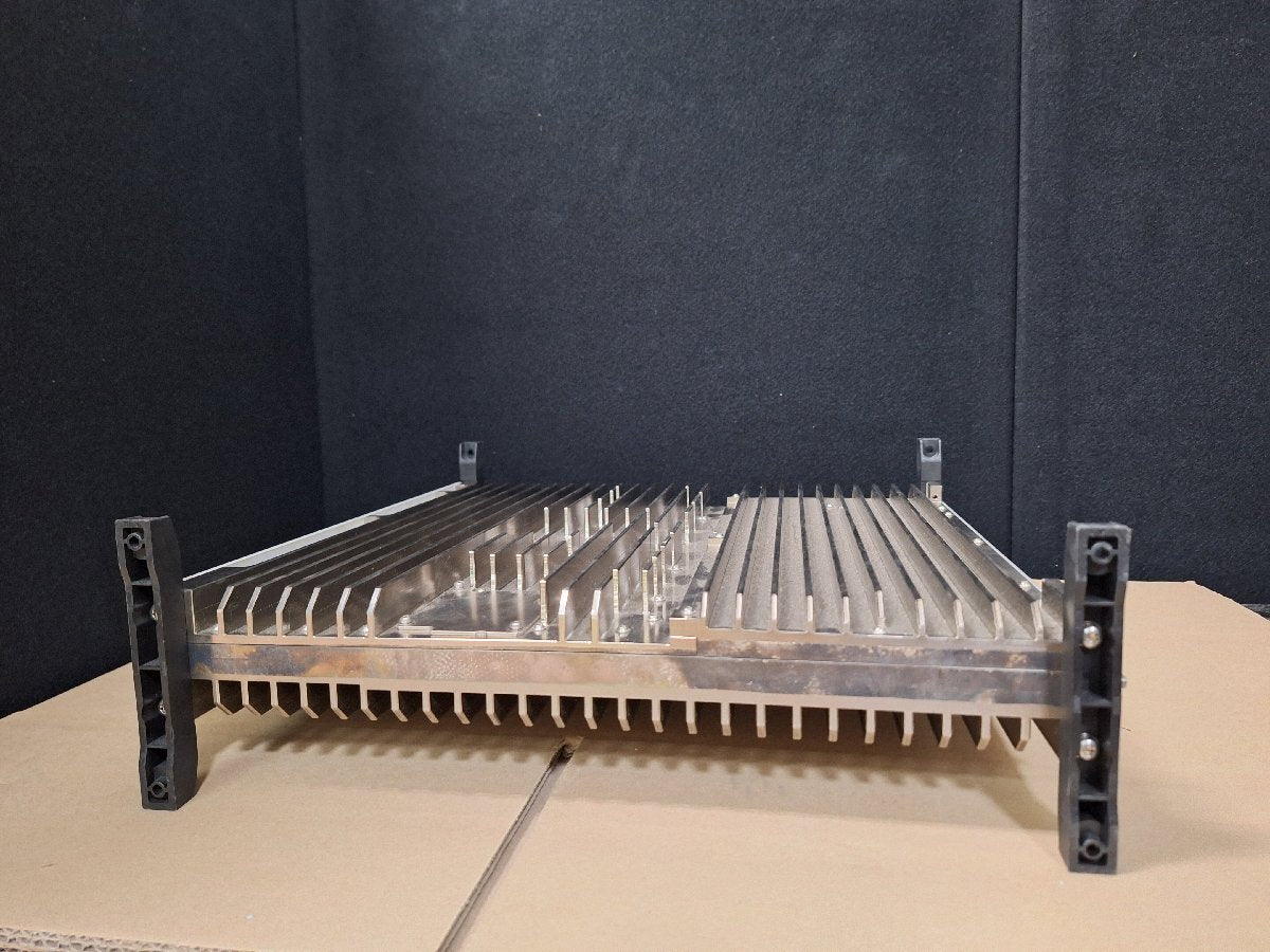 NBC R&S CMW100 Communications Test Set [v1185870464]