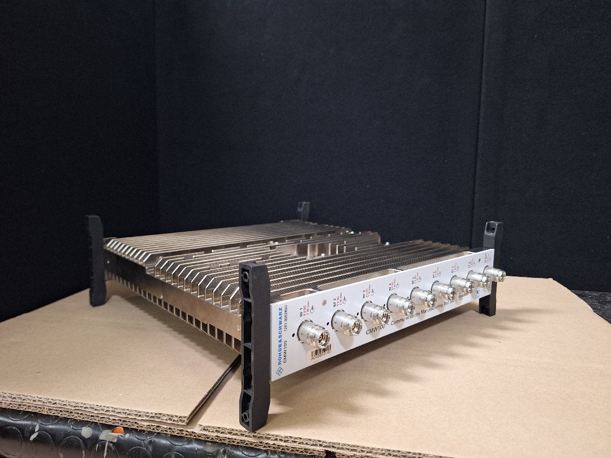 NBC R&S CMW100 Communications Test Set [v1185870464]