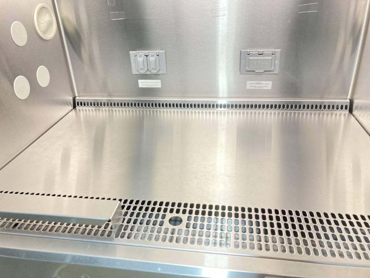 Thermo Scientific 1300 SERIES A2 1323 Safety Cabinet [u1186771413]