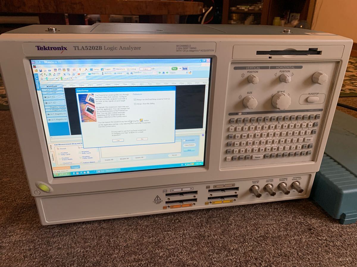 Tektronix TL A5202B Logic Analyzer 68 Channels 2 GHz Deep Timing 125 ps MagniVu Acquisition [p1187222513]