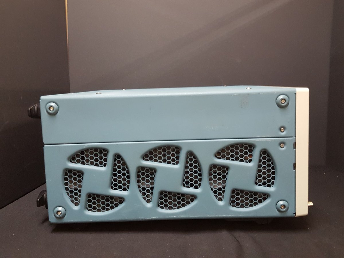 Tektronix AWG5002 Arbitrary Waveform Generator 600MS/s [f1188365359]