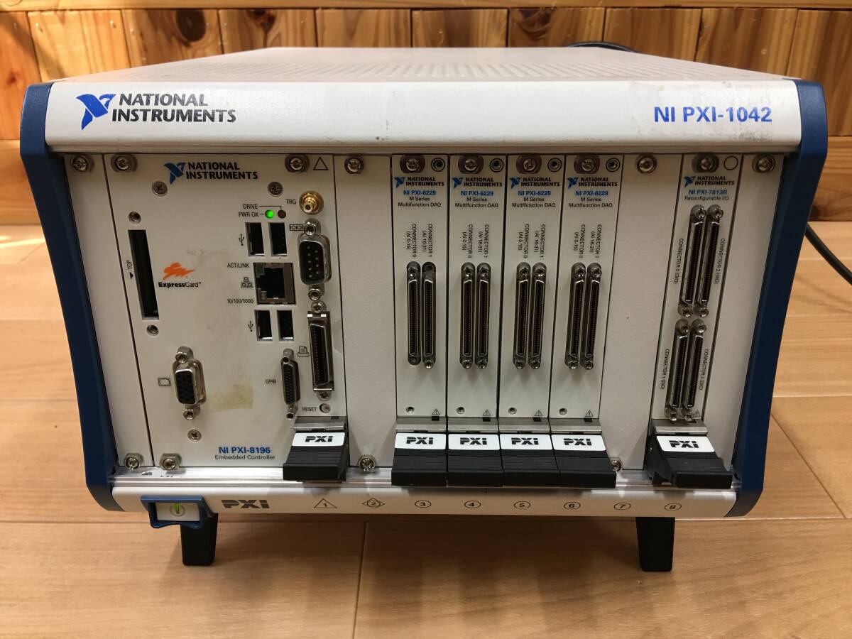 National Instruments NI PXI-1042 Mainframe Chassis NI PXI-8196 NI PXI-6229 NI PXI-7813R [n1189127127]