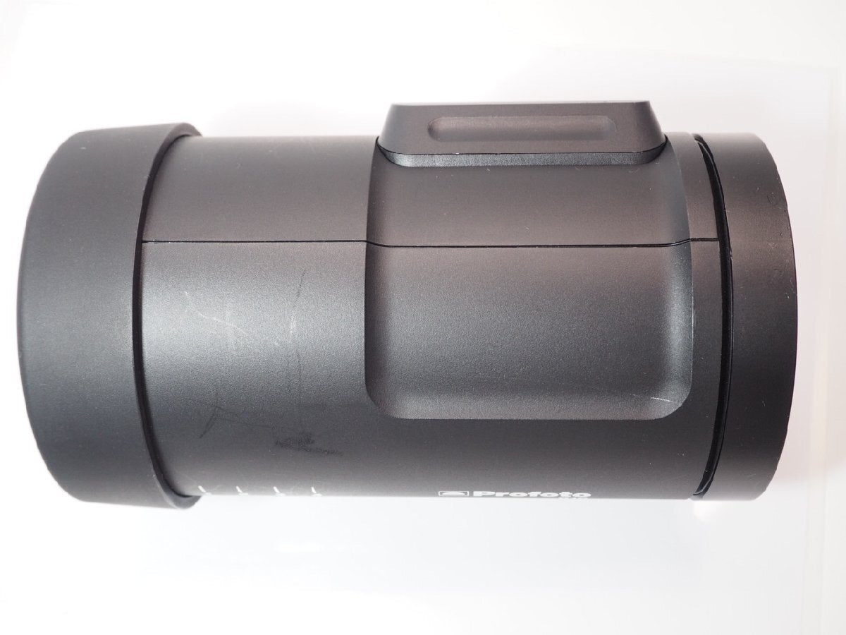 Profoto B10 Strobe with Case [b1189321276]
