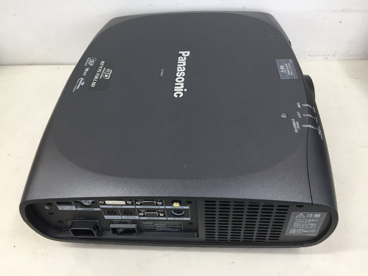 Panasonic PT-RZ475 DLP Projector [v1190315197]