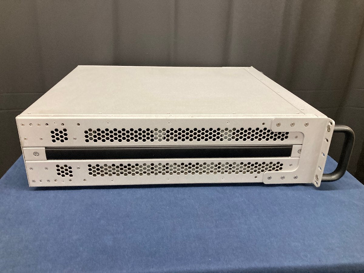 Spirent SPT-3U Test Center 3U Portable Chassis (for parts or not working) [c1190311677]