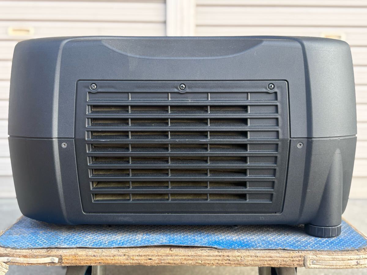 CHRISTIE HD6K Projector with Remote Control and Lens [j1192049953]