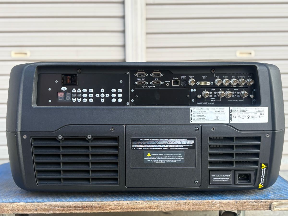 CHRISTIE HD6K Projector with Remote Control and Lens [j1192049953]
