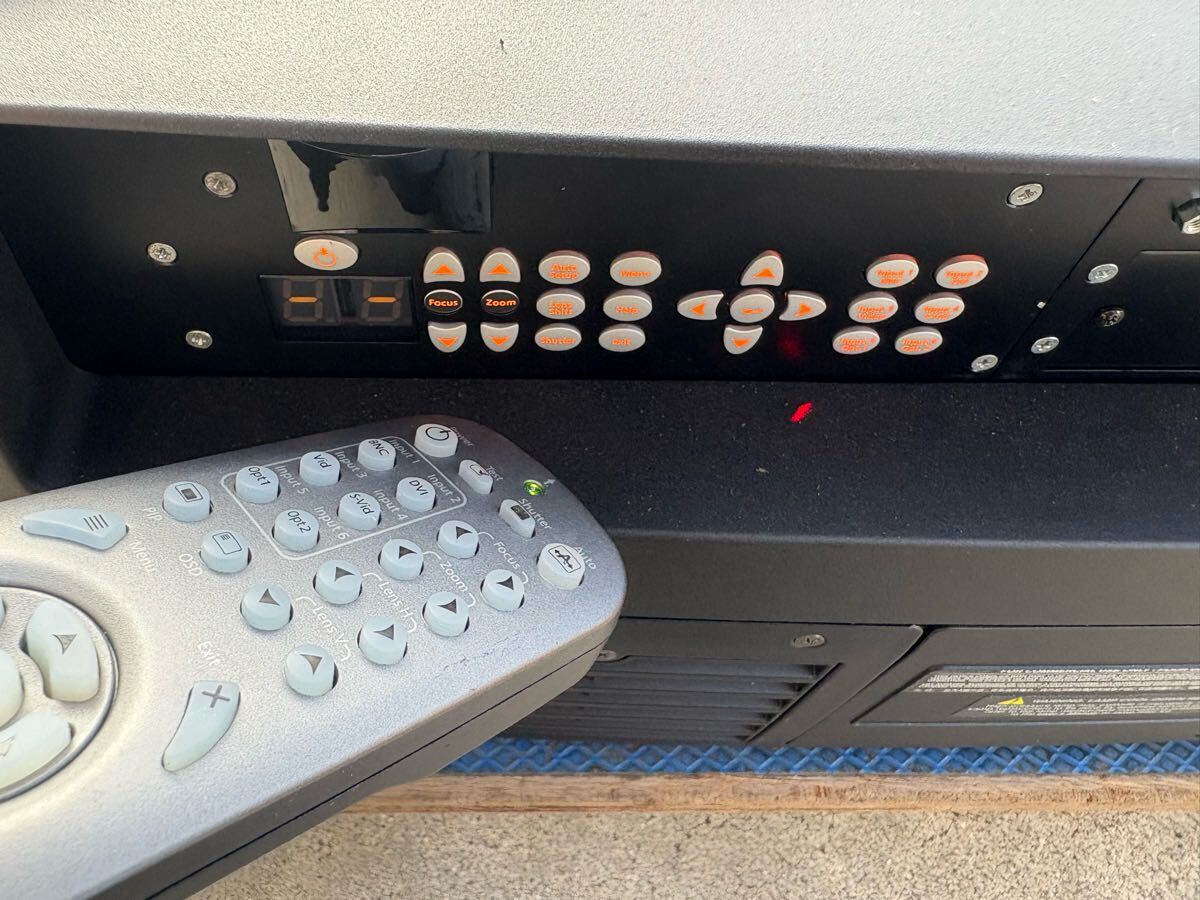 CHRISTIE HD6K Projector Remote Control with Lens [j1192049953]