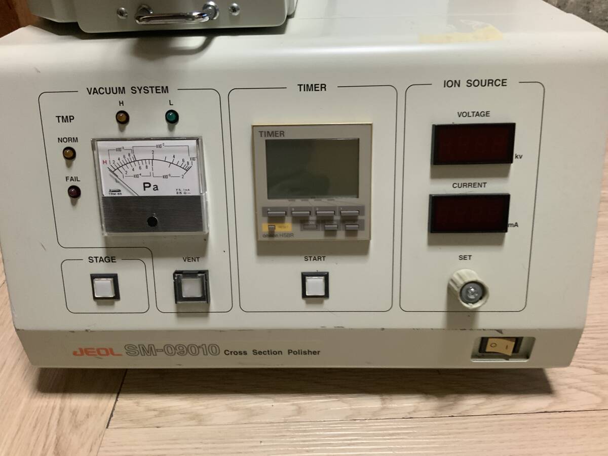 JEOL SM-09010 Cross-section Sample Preparation Device [n1192608232]