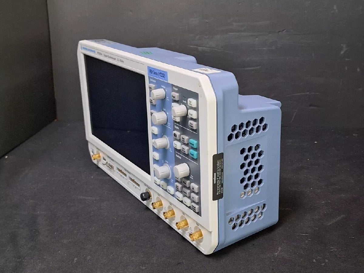 NBC R&S RTB2004 Digital Oscilloscope 4ch 300MHz Opt B243 [t1192845059]