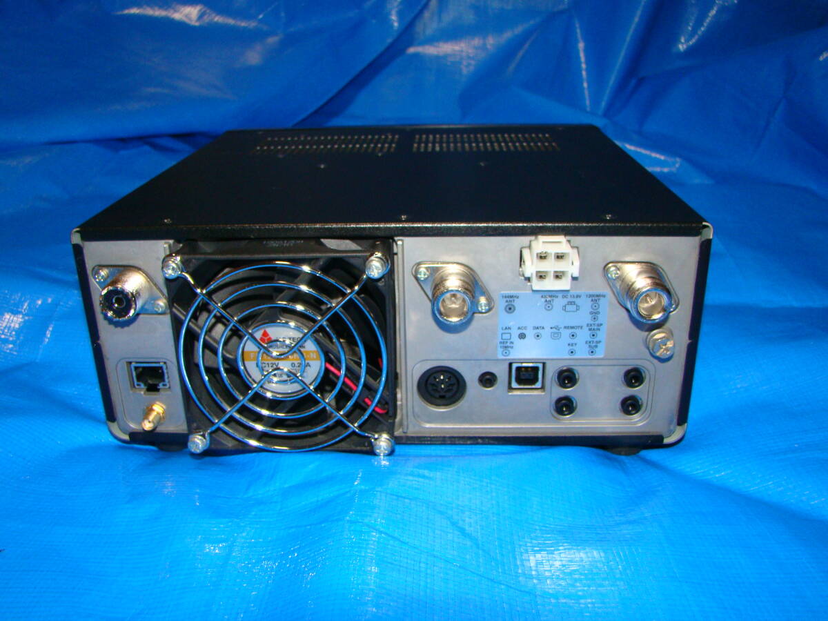 ICOM IC-9700 Transceiver [e1193114322]