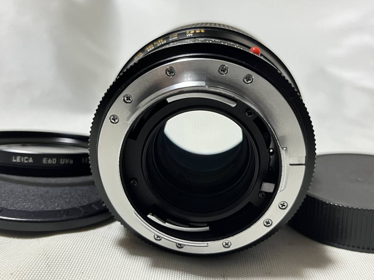 Leica APO-MACRO-ELMARIT-R 100mm F2.8 Lens with Case [m1193474375]