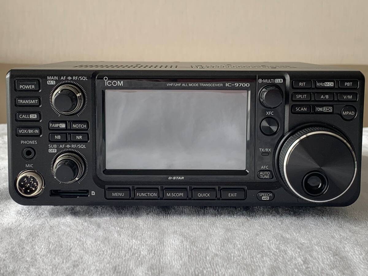 Icom IC-9700 Transceiver [f1193891027]