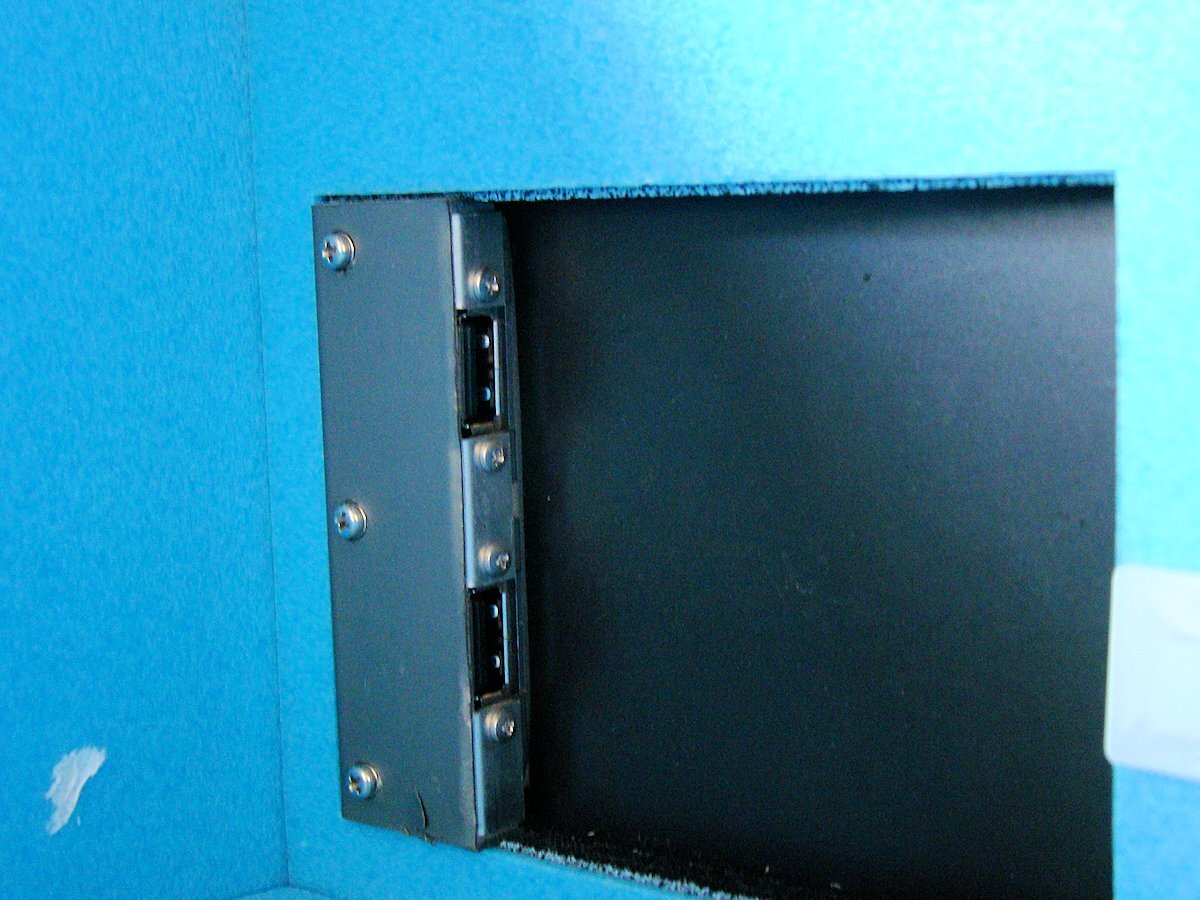 44ST118M Shield Box RF Anechoic Enclosure 50dB 0.7-5GHz [x1194303435]