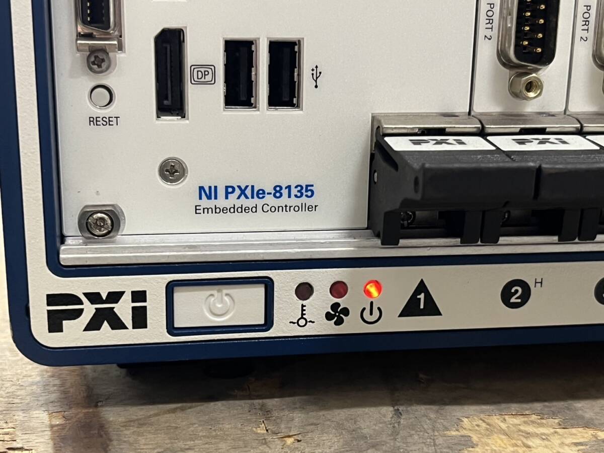 National Instruments PXIe-1085 PXIe-8135 PXI-2722 PXI-7842R PXIe-6672 Equipment [s1195187914]