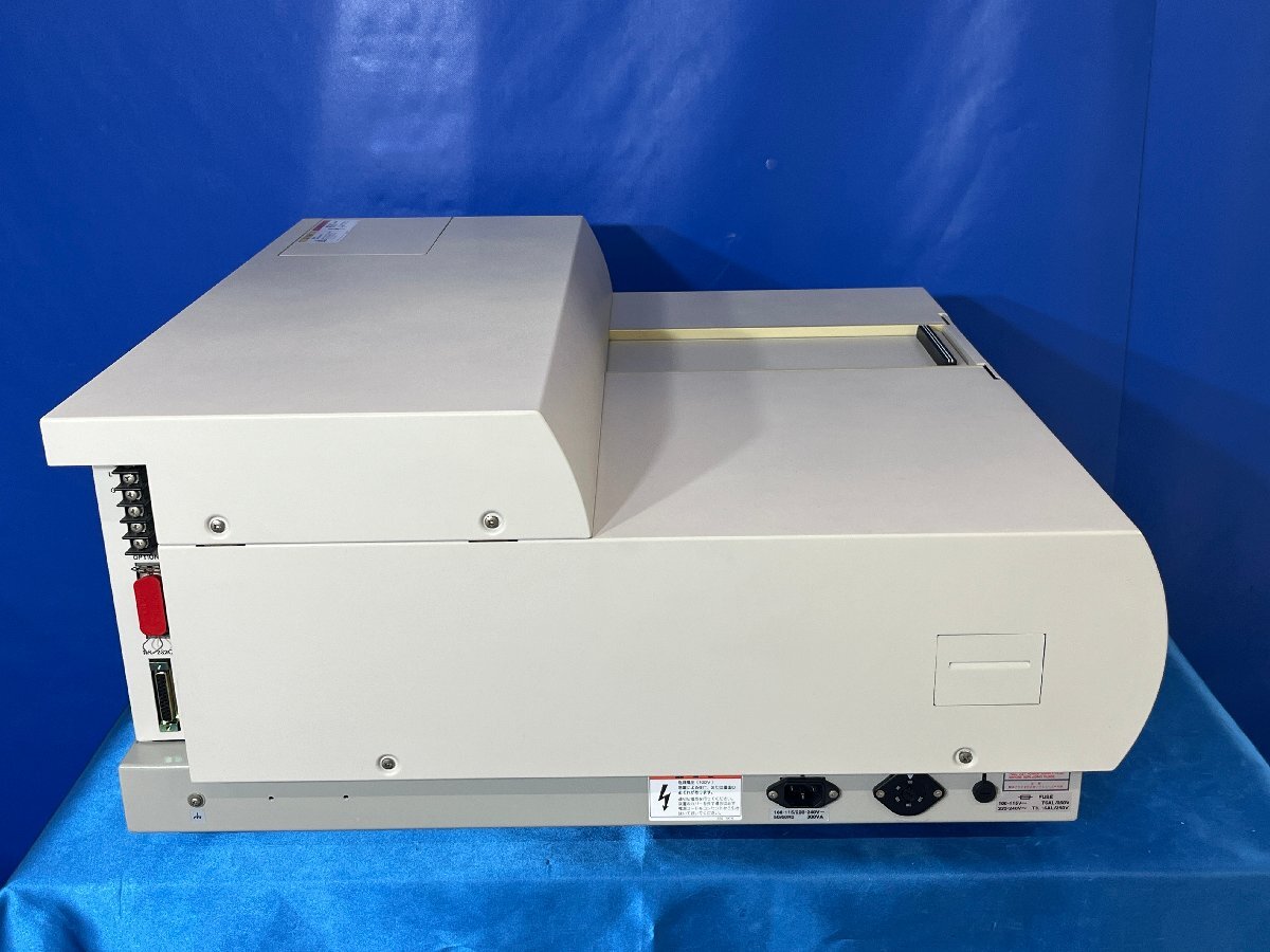 Hitachi U-3310 Spectrophotometer [k1195922004]
