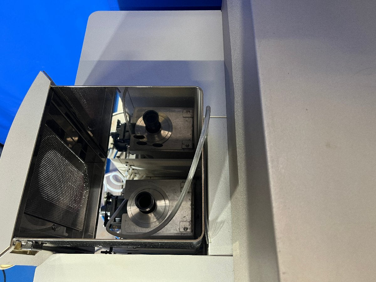 HITACHI Z-2310 Atomic Absorption Spectrophotometer [x1195919931]
