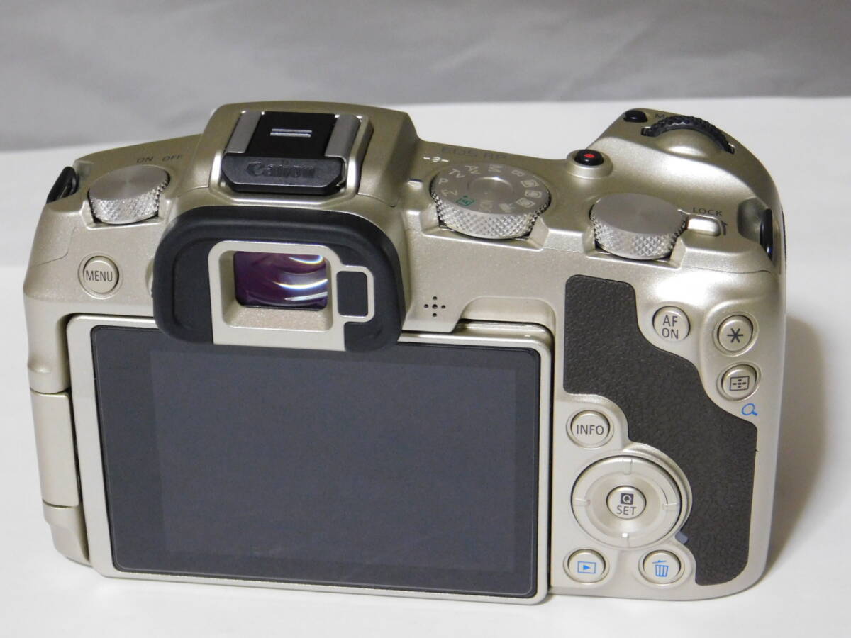 Canon EOS RP Mirrorless Digital Camera for Celestial Photography [k1195572633]