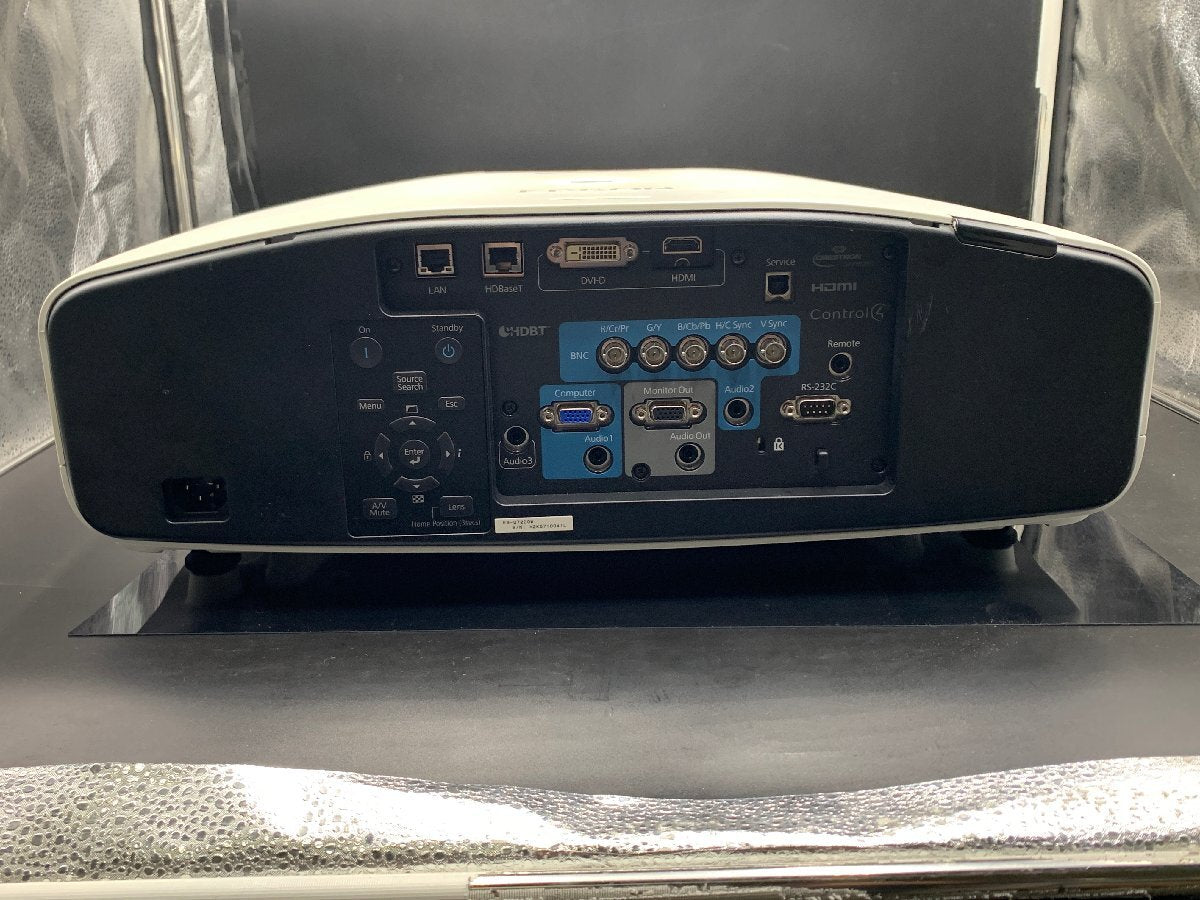 EPSON EB-G7200W Business Projector 7500 Lumens VGA to UXGA 1.07 Billion Colors [d1196103314]