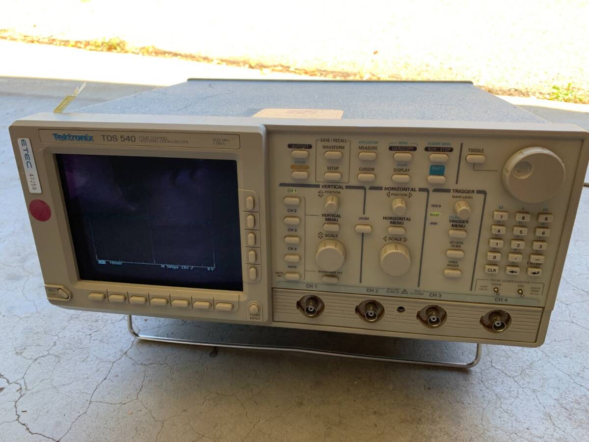 TEKTRONIX TDS 540 Four Channel Digitising Oscilloscope [j1196588601]