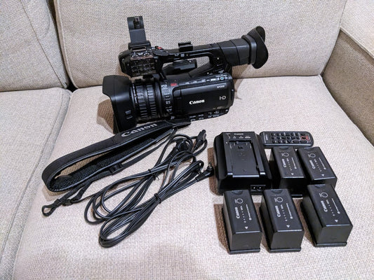 Canon XF205 Camcorder [f1196651197]