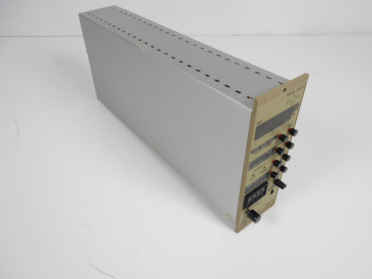 Kyowa Dengyo DPM712B Strain Amplifier Signal Conditioner [u1197020847]