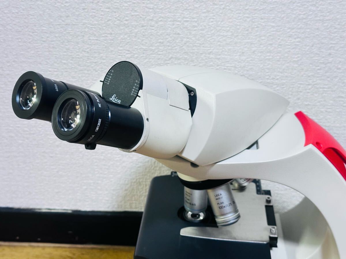 Leica DM500 Binocular Microscope with Illumination [g1197214088]